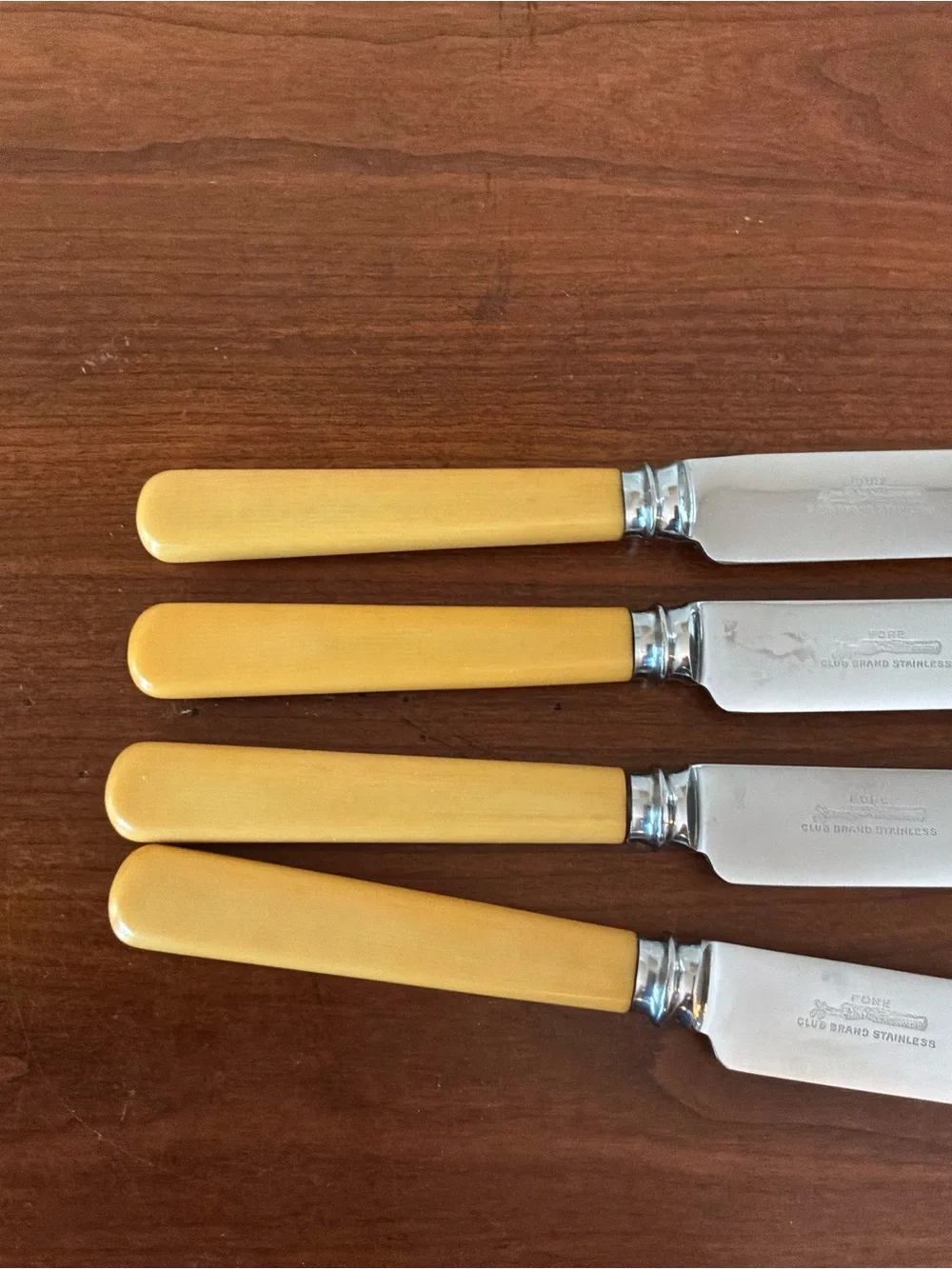 Vintage 50’s Sheffield knifes or Butter Spreaders - Set of 4